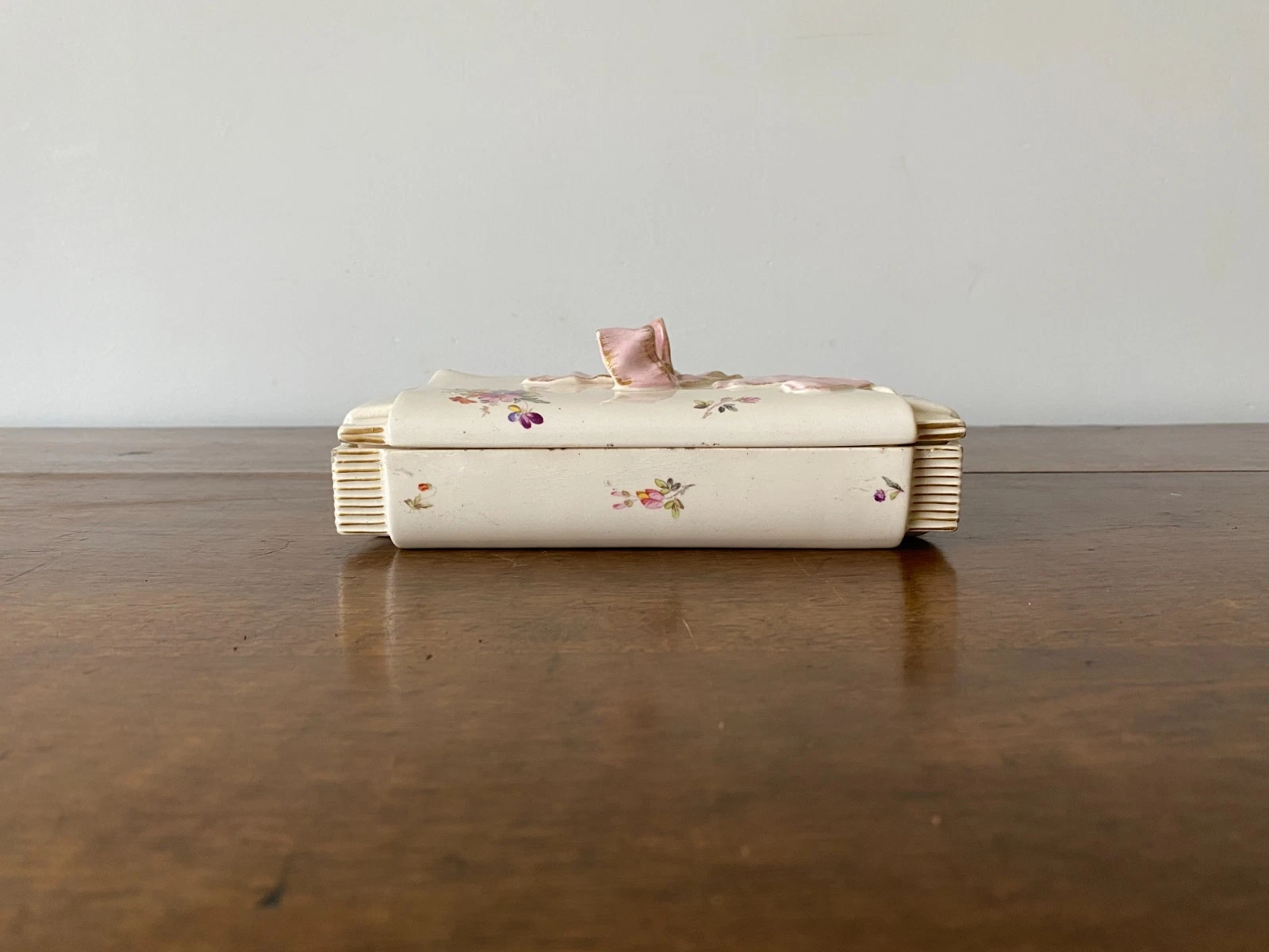 SARREGUEMINES BOITE DRAGEES FAIENCE EMAILLEE – Image 3