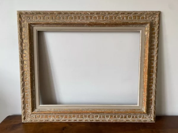 CADRE MONTPARNASSE BOIS SCULPTE CERUSE 12P