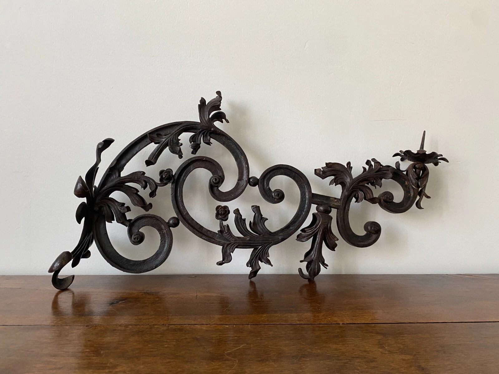 PAIRE DE BRAS DE LUMIERE EN FER FORGE XIXEME – Image 11