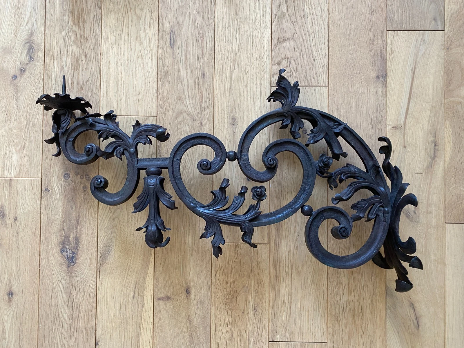 PAIRE DE BRAS DE LUMIERE EN FER FORGE XIXEME – Image 5