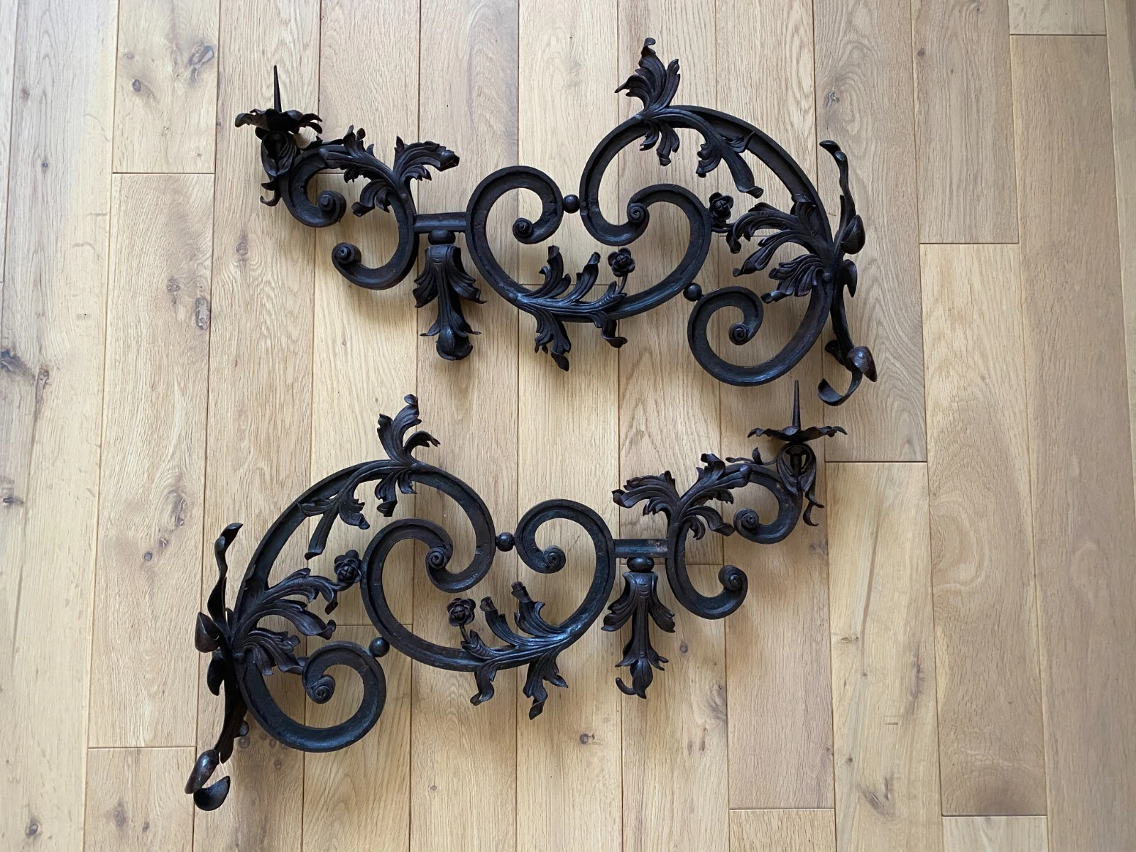 PAIRE DE BRAS DE LUMIERE EN FER FORGE XIXEME – Image 6