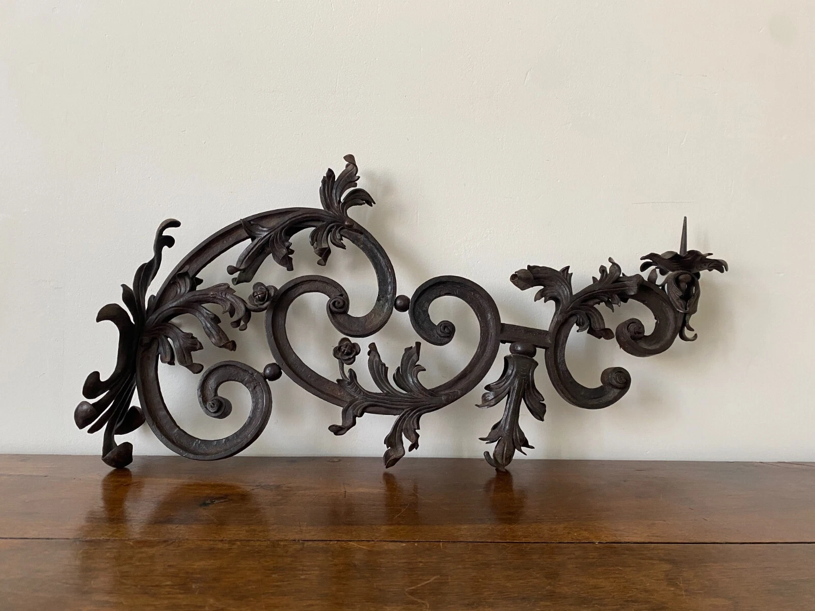 PAIRE DE BRAS DE LUMIERE EN FER FORGE XIXEME – Image 10