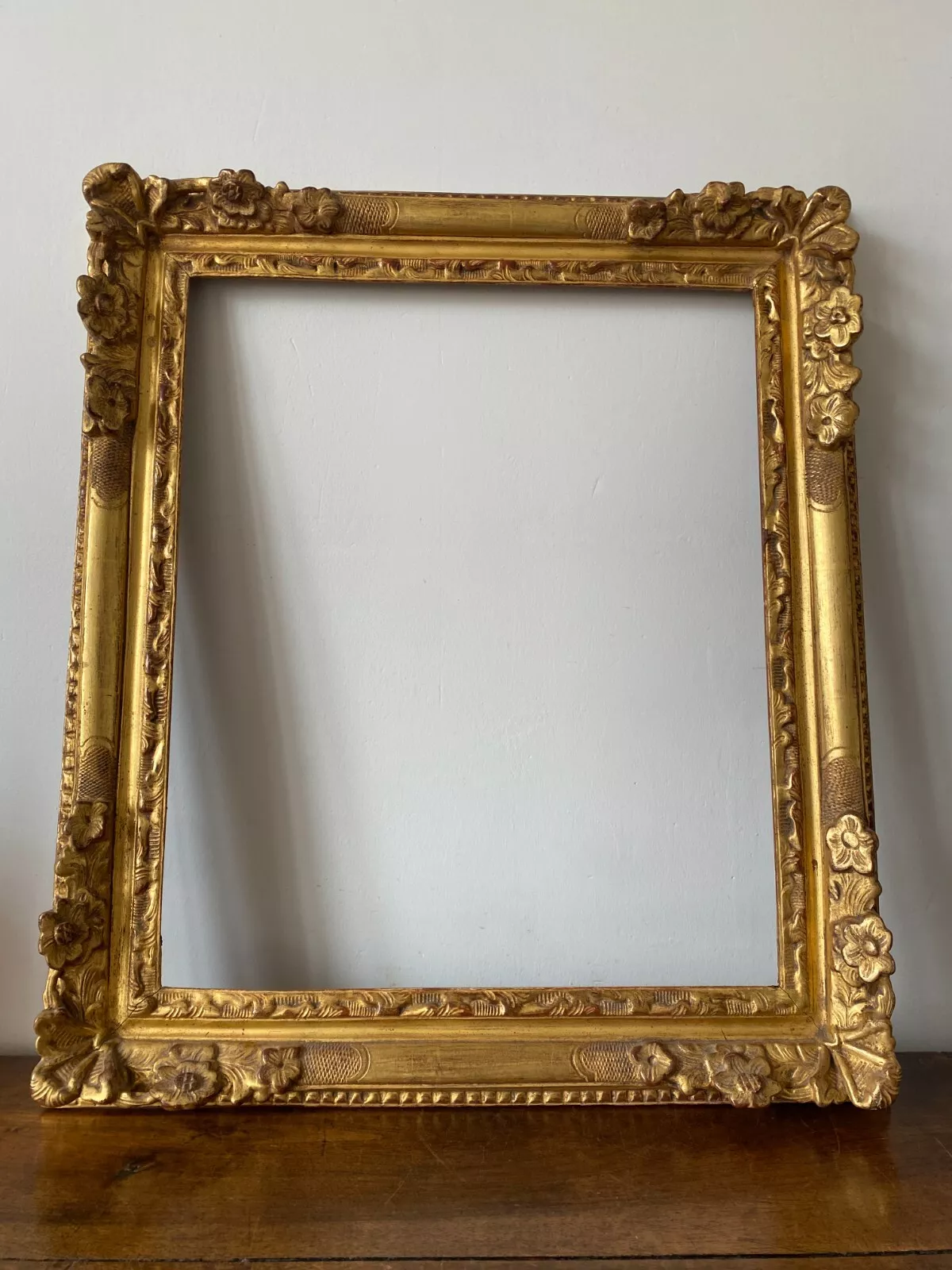 CADRE D'EPOQUE LOUIS XIV BOIS SCULPTE DORE XVIIIEME – Image 2