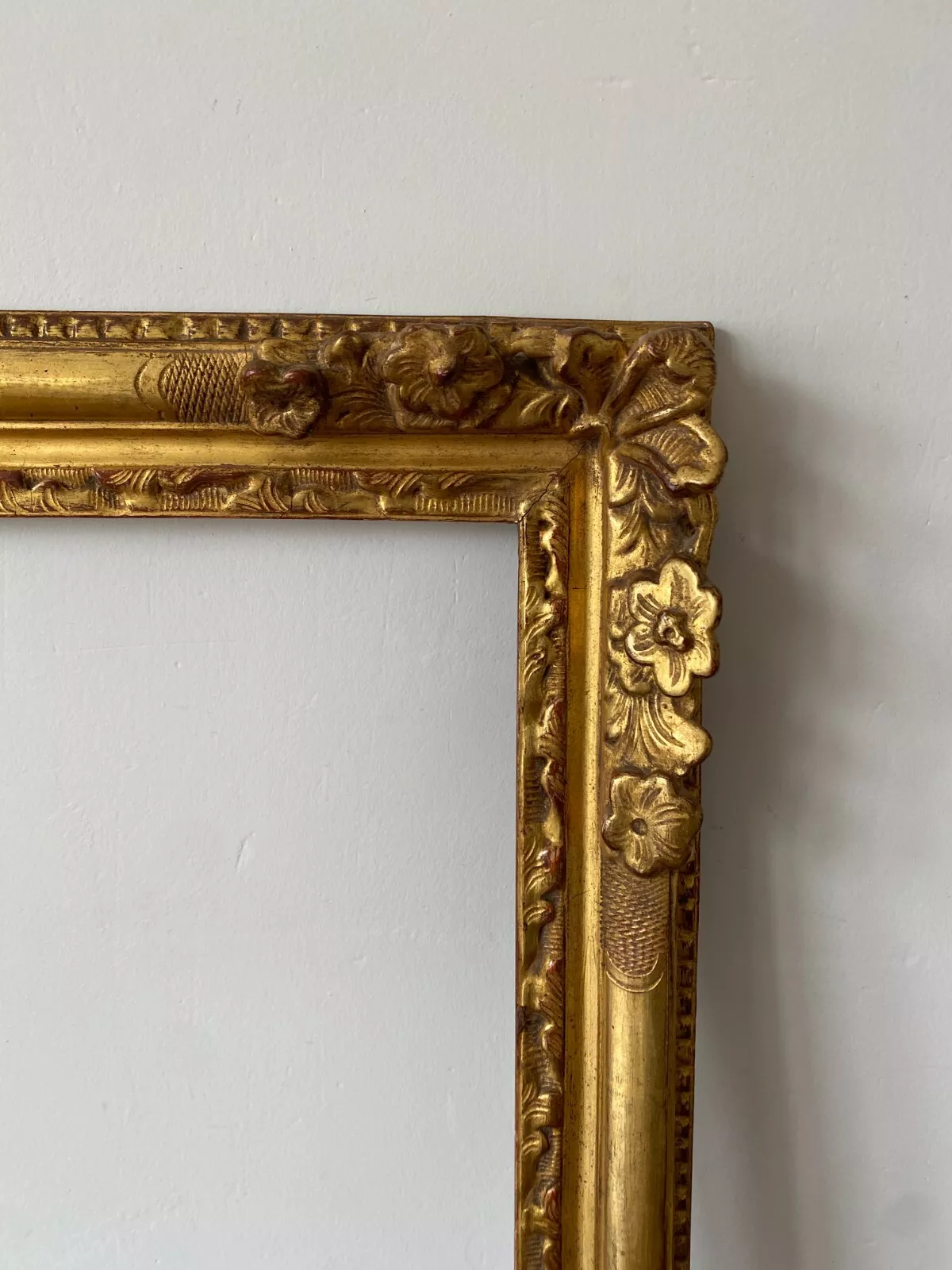 CADRE D'EPOQUE LOUIS XIV BOIS SCULPTE DORE XVIIIEME – Image 5